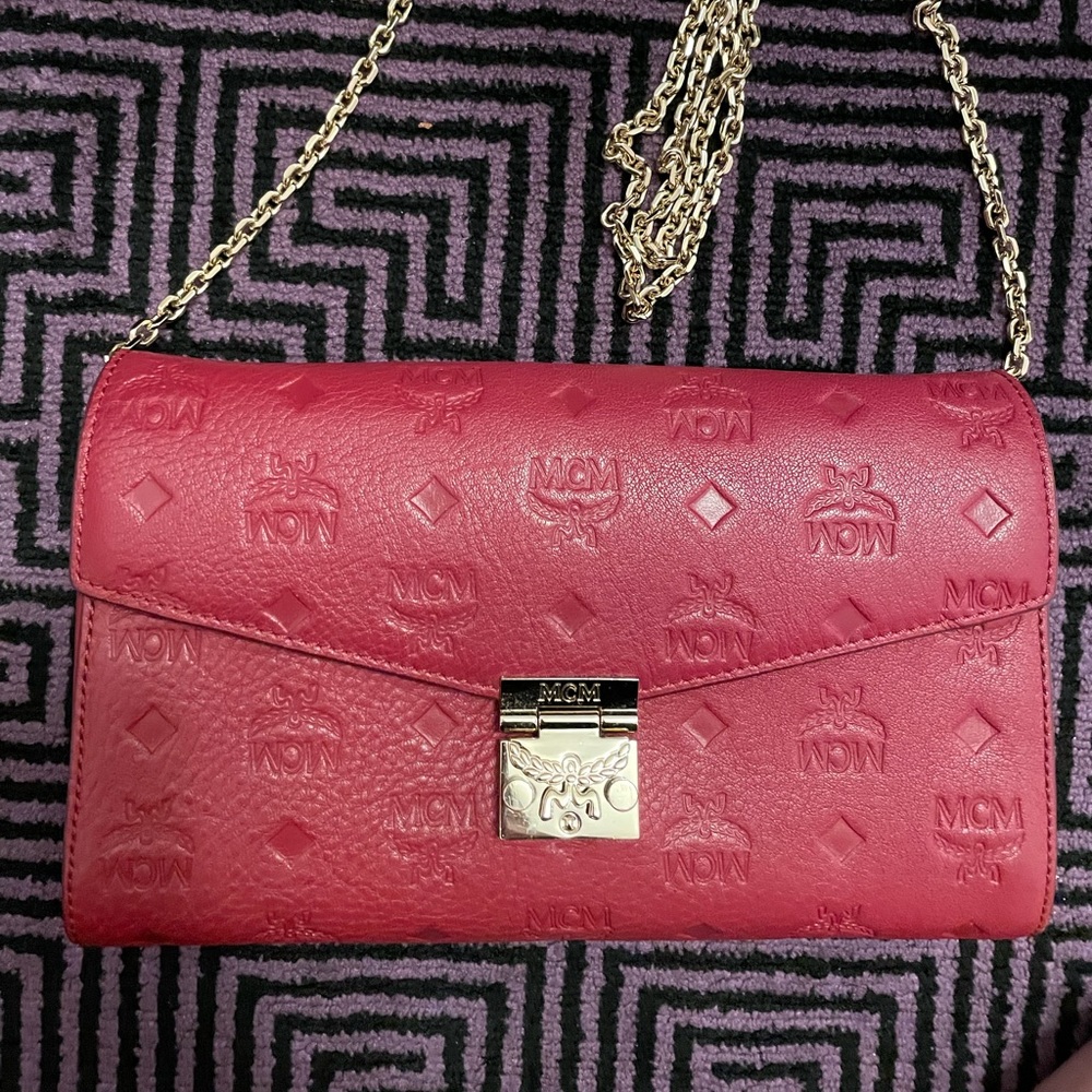 MCM Large Chain Wallet